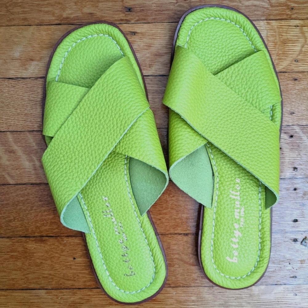 Bettye Muller cross band Sandals